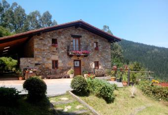 Dukebaso allows 18 year olds to book a room