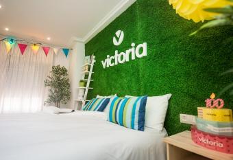 Hotel Ibis Styles La Rioja Arnedo allows 18 year olds to book a room