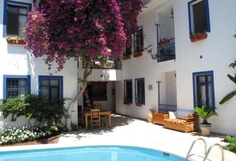 Dalyando Apart has Balcony rooms