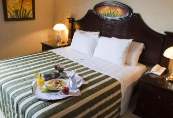 Hotel Casino Plaza allows 18 year olds to book a room