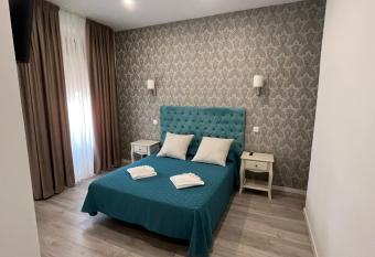 Hostal Galaico allows 18 year olds to book a room