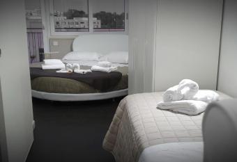 B&B Vanessa has rooms with a private hot tub