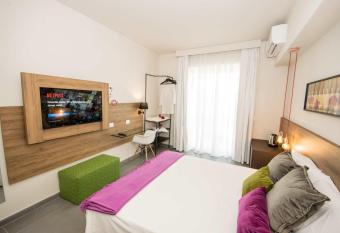 Il Muro Vecchio Studios has Balcony rooms