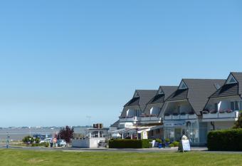 Strand-Hotel has Balcony rooms