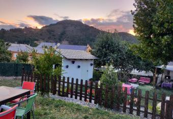 Albergue el Castillo has Balcony rooms