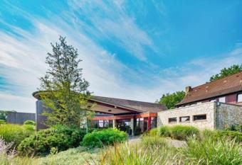 Balland s Hotel & Restaurant allows 18 year olds to book a room