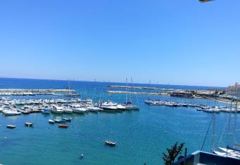 Bed Cafe allows 18 year olds to book a room