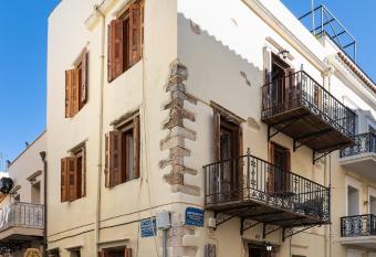 Hera Studios has Balcony rooms