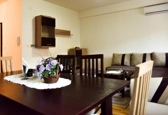 Metropolis Skopje Apartments has Balcony rooms