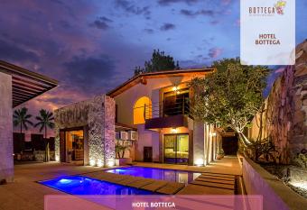 Bottega Hotel Boutique has Balcony rooms