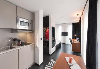 Brera Serviced Apartments Munich Schwabing allows 18 year olds to book a room
