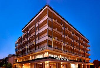 Pharae Palace allows 18 year olds to book a room