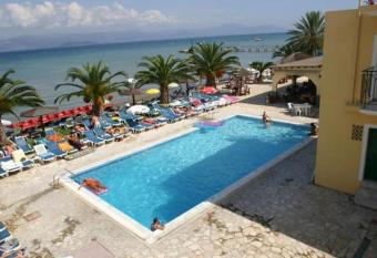 Lemon Grove Hotels And Studios has Balcony rooms