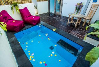 Svaha Private Villas Ceningan has Balcony rooms