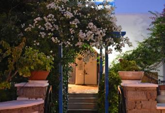 Alpha Studios allows 18 year olds to book a room