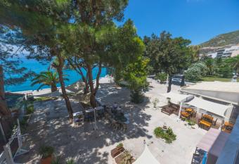 Hotel Akti has Balcony rooms