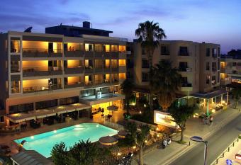 Saint Constantine Hotel has Balcony rooms