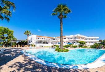 Sabina Hotel has Balcony rooms