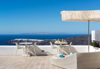 White Santorini allows 18 year olds to book a room