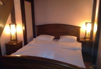 Apartament Central Adriana allows 18 year olds to book a room