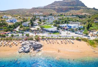 Porto Angeli allows 18 year olds to book a room