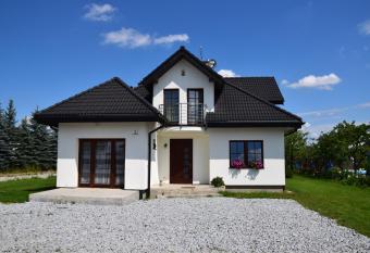 Cyprysowa 7 has Balcony rooms