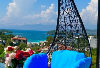 Hotel Two Mermaids Ksamil has Balcony rooms