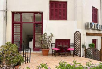 Naxos Philoxenia has Smoking/Balcony rooms