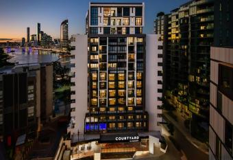 Courtyard by Marriott Brisbane South Bank has Balcony rooms