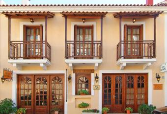 Olympic Hotel has Balcony rooms