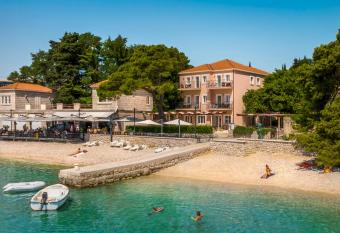 Maistra Select Srebreno Villas has Balcony rooms