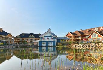 Hilton Grand Vacations Club Blue Mountain Canada has Balcony rooms