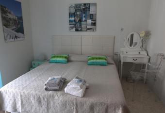 B&B Palazzo Scaramella has Balcony rooms