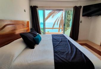 Hill House Mazatlan has Balcony rooms