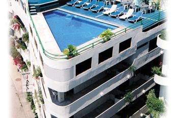 Hotel Suites Jazm  n Acapulco has Balcony rooms