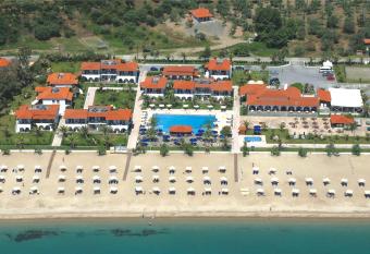 Assa Maris Beach Hotel has Balcony rooms