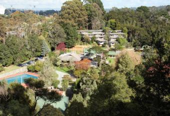 Kawai Purapura Yoga Retreat Centre allows 18 year olds to book a room