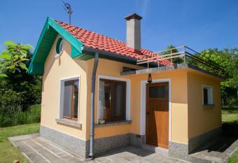 Holiday Home Milkovci has Balcony rooms