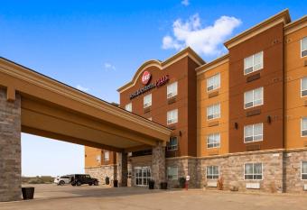 Best Western Plus Kindersley Hotel allows 18 year olds to book a room