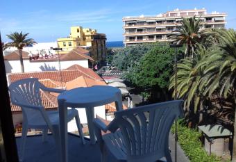 Hotel Tropical allows 18 year olds to book a room