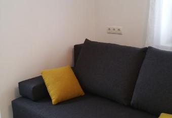 Opatment - die Nussschale has Balcony rooms