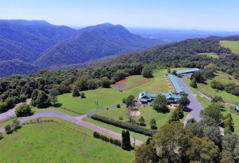 Lookout Mountain Retreat has Balcony rooms