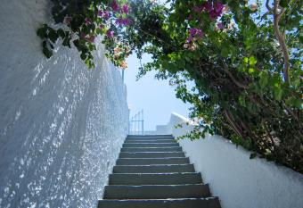 Ios Plage has Balcony rooms