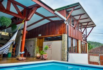 Nuestra Casa allows 18 year olds to book a room