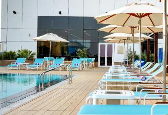 Premier Inn Dubai Ibn Battuta Mall has Smoking rooms