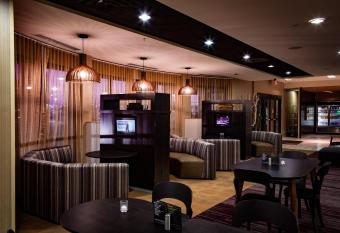 Courtyard by Marriott Norman has Balcony rooms