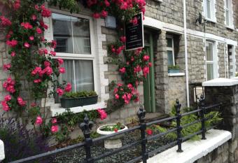 Mairs Bed and Breakfast. allows 18 year olds to book a room