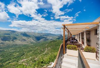 Hotel Sokoline has Balcony rooms
