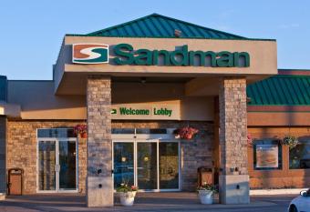Sandman Hotel Edmonton West has Balcony rooms