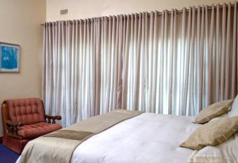 Unique Bed and Breakfast has rooms with a private hot tub